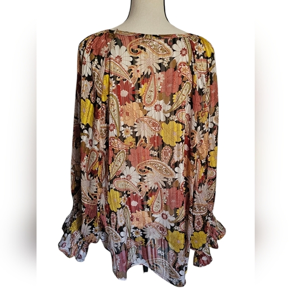 Stem & Vine Blouse 2X - Picture 4 of 6